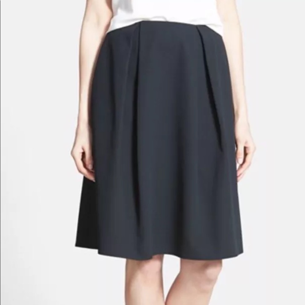 Chelsea 28 Black Solid Women's Size Small S Pleated A-Line Skirt
